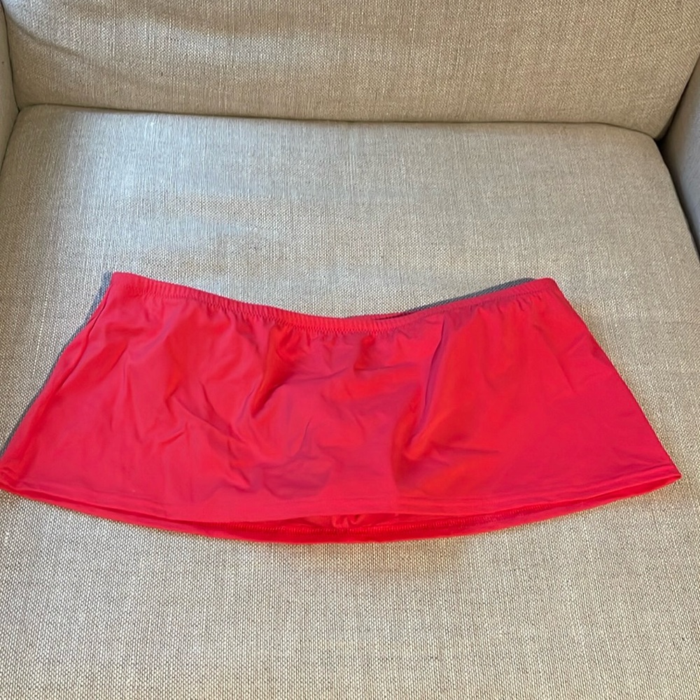 Lands’ End swim skirt size medium 10-12